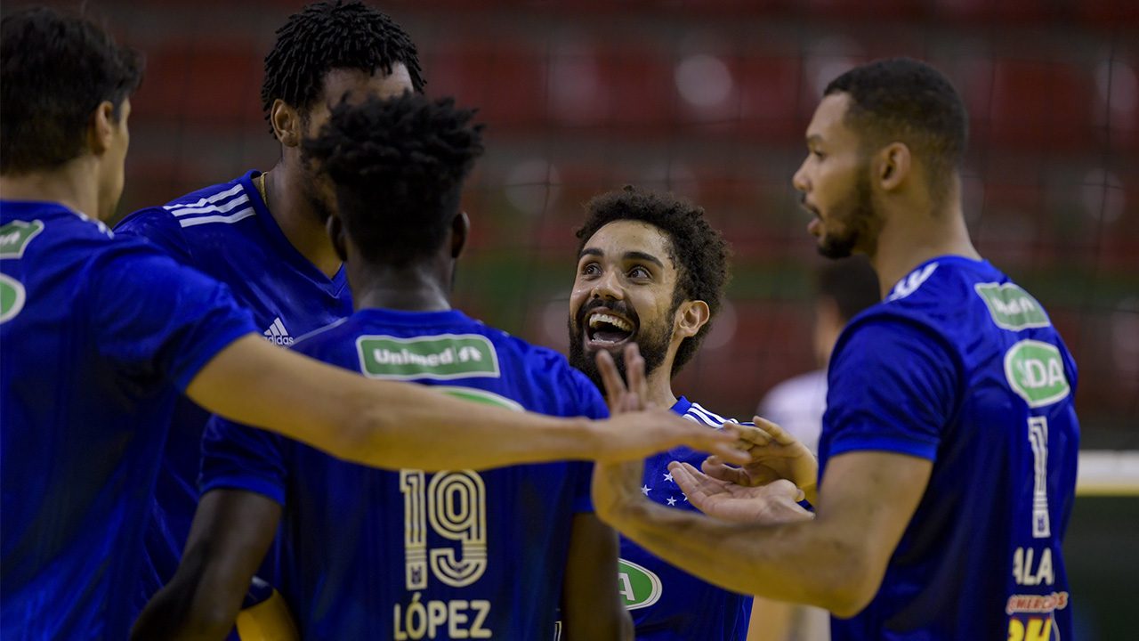Sada Cruzeiro bate o Azulim Gabarito Uberlândia