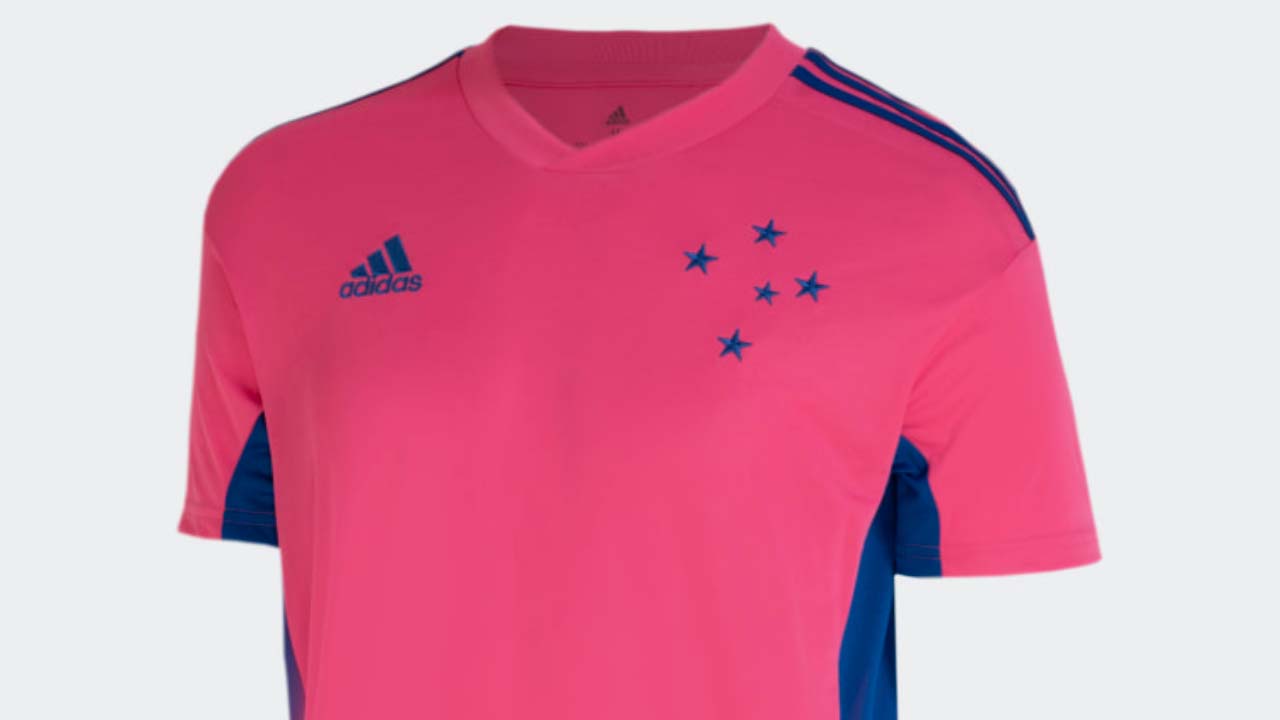 Camisa rosa Cruzeiro
