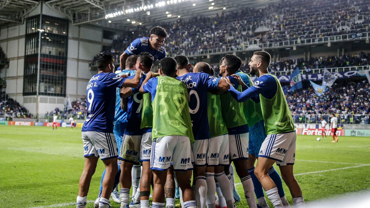 Cruzeiro goleou o Náutico no Indepa em 2022