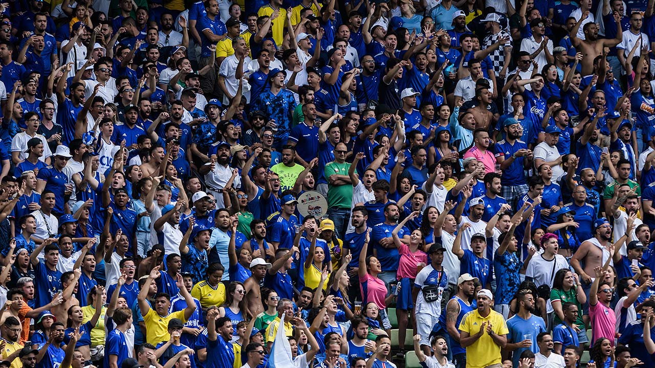 Cruzeiro lucro Athletic