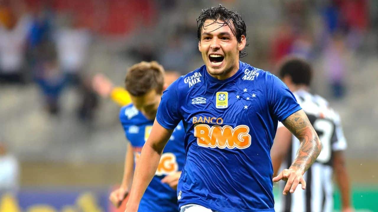 Ricardo Goulart pelo Cruzeiro