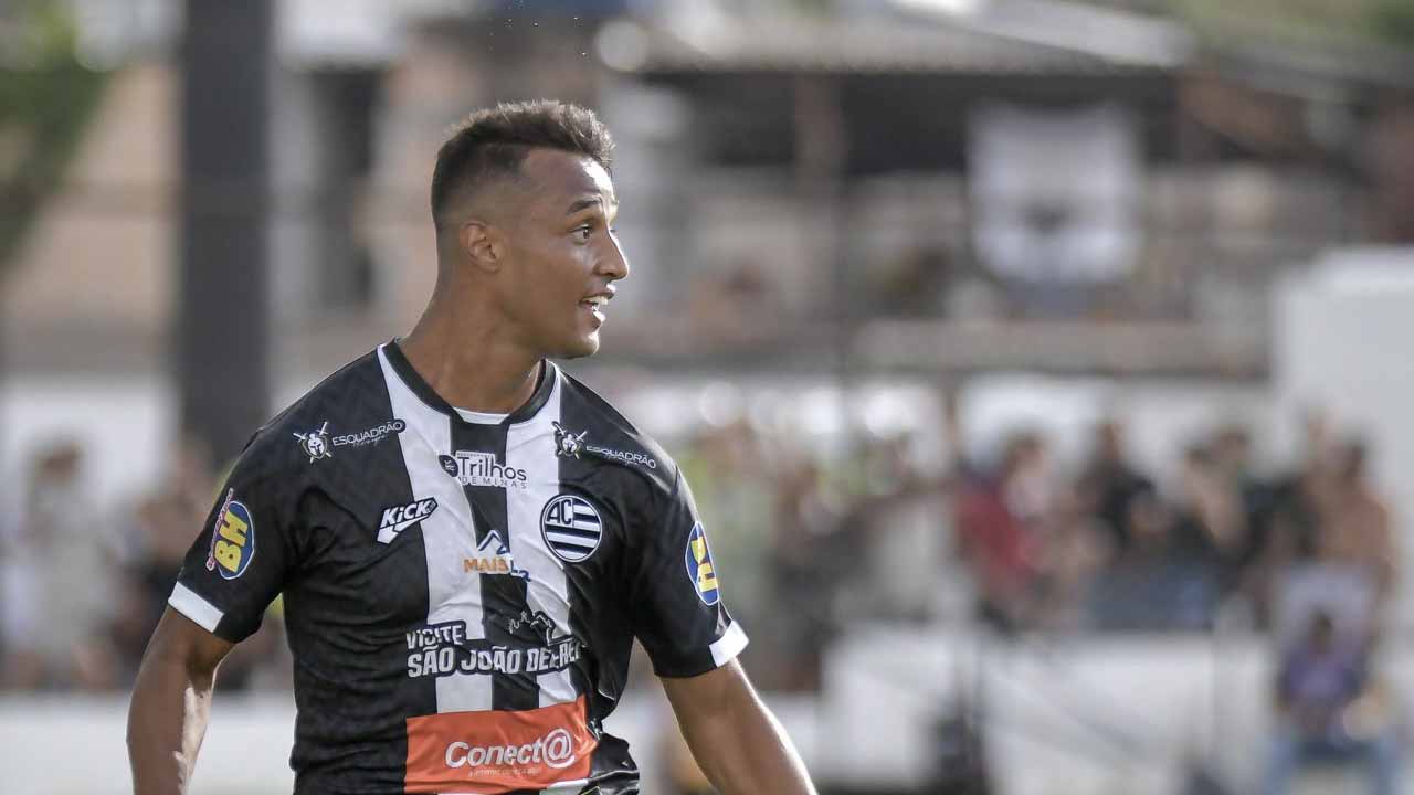 Cria da Toca, Welinton Torrão assina com Criciúma após disputar o estadual pelo Athletic