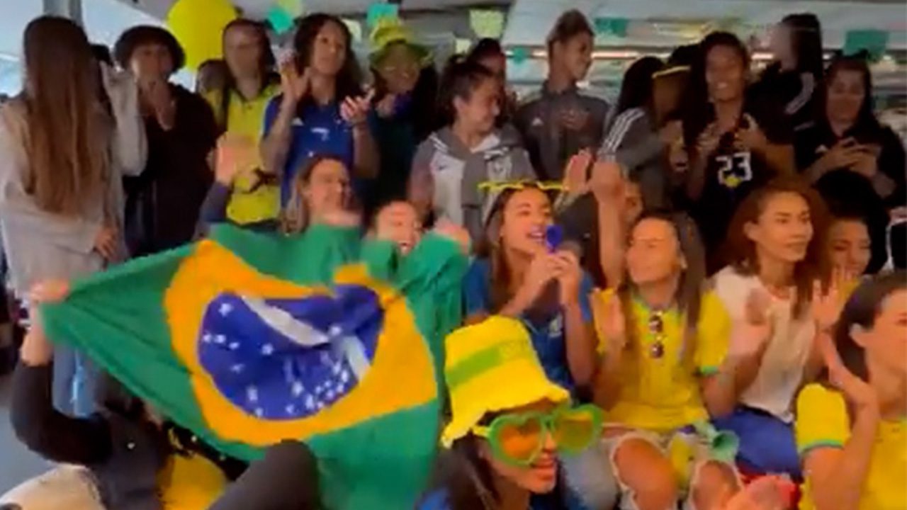 Mineirão reúne jogadoras de Cruzeiro, América e Atlético para assistir estreia do Brasil na Copa do Mundo Feminina