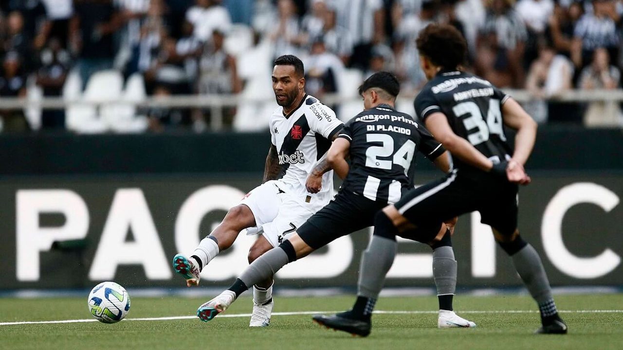 Antes de duelo contra o Cruzeiro, Vasco perde para o Botafogo por 2 a 0