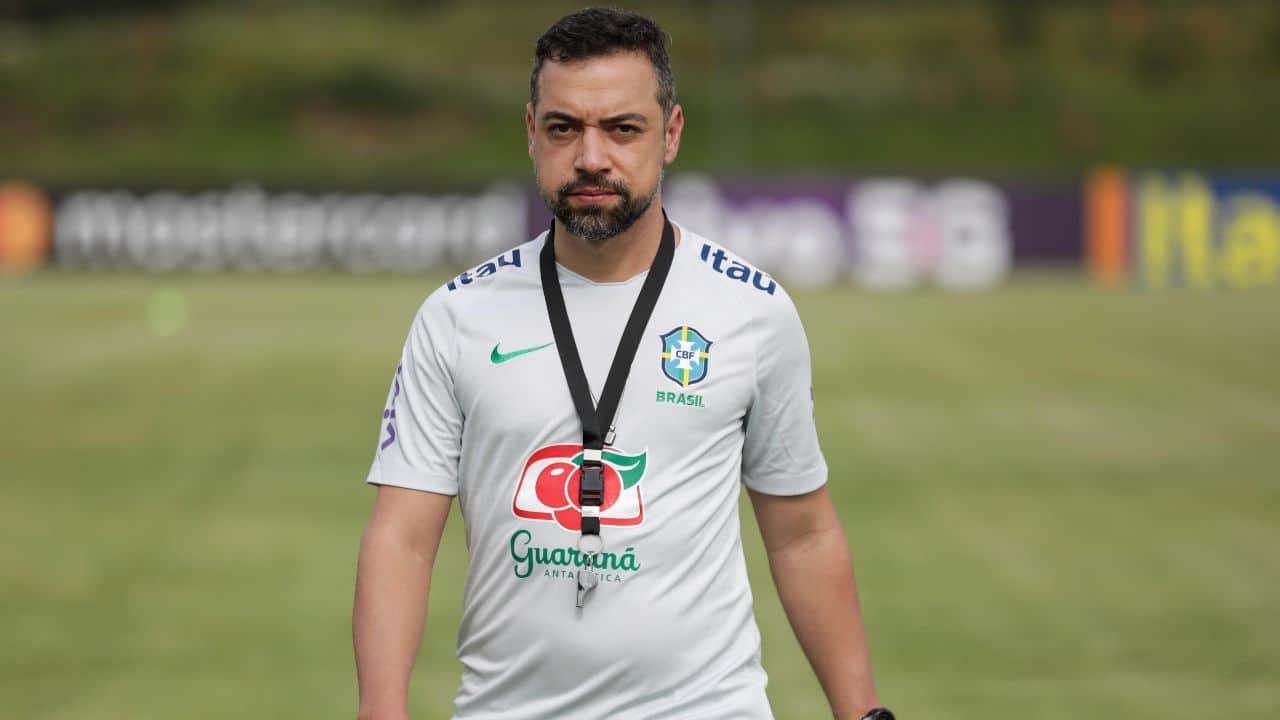 Jonas Urias está na mira do Cruzeiro