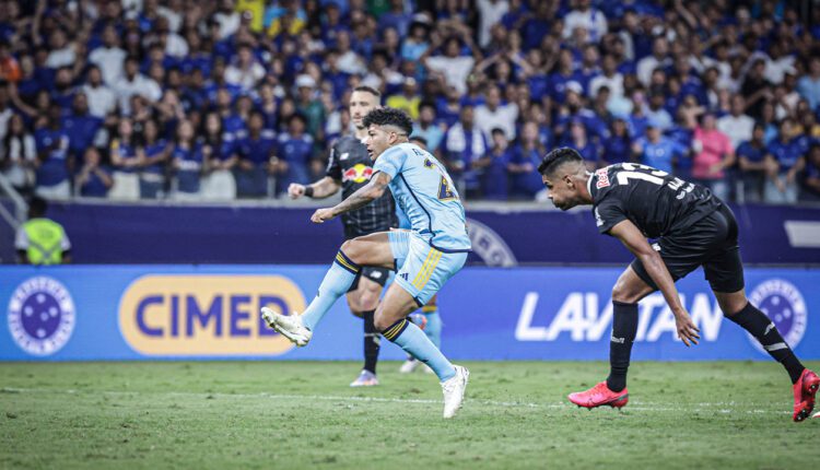 Cruzeiro 'se destaca' em números negativos no Brasileirão; veja levantamento