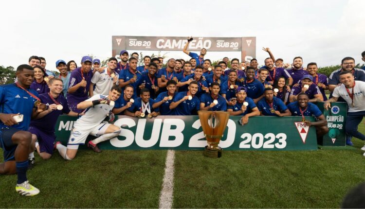 Cruzeiro Sub-20 campeão mineiro
