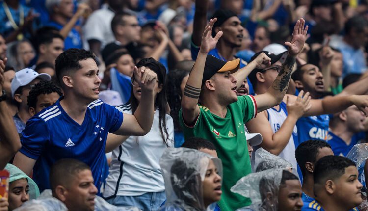 Cruzeiro inicia venda de ingressos para jogo contra o Flamengo; veja valores