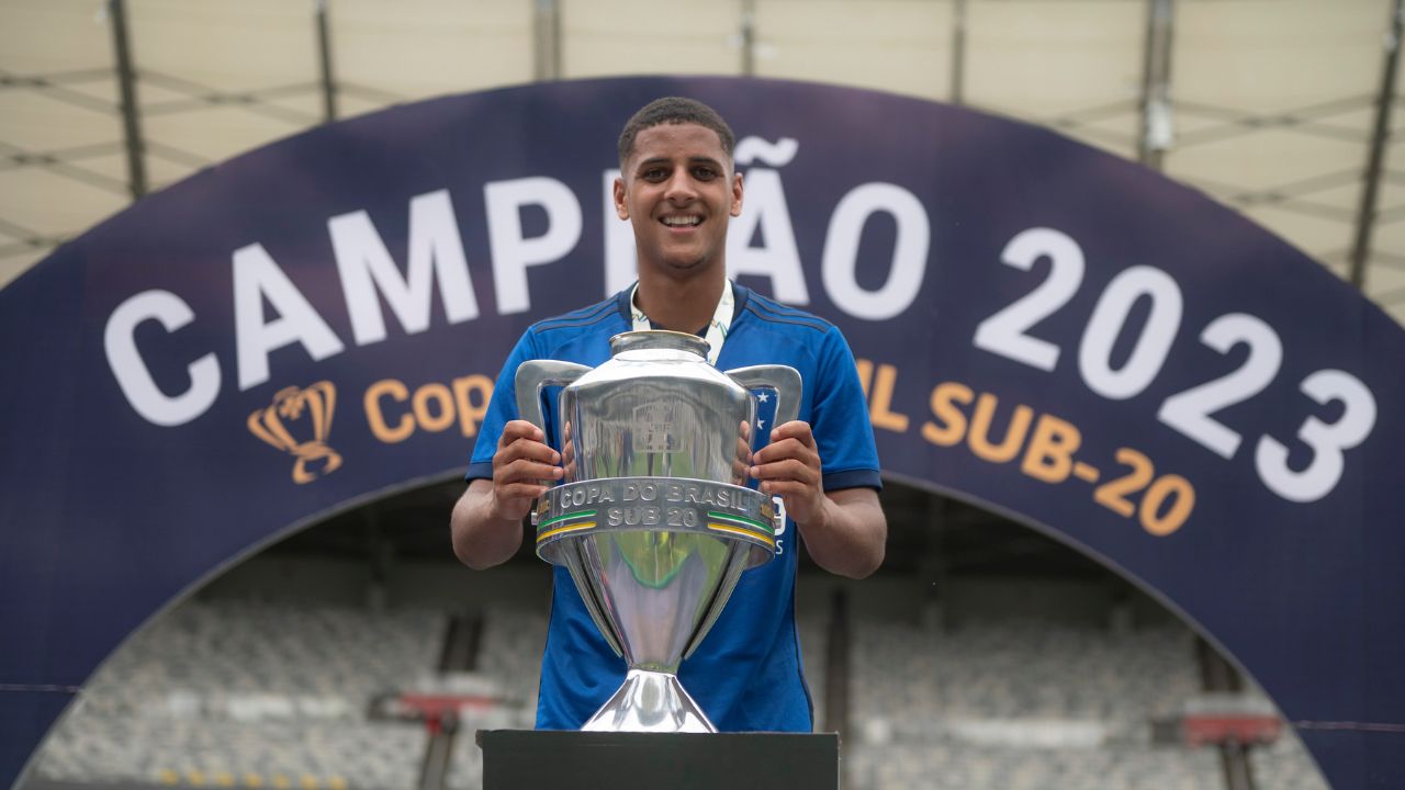 Fernando, atacante do Cruzeiro