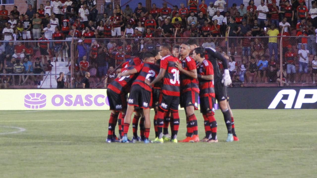 Adversário do Cruzeiro na semifinal da Copinha, Flamengo "perdeu" 12 jogadores na competição; entenda