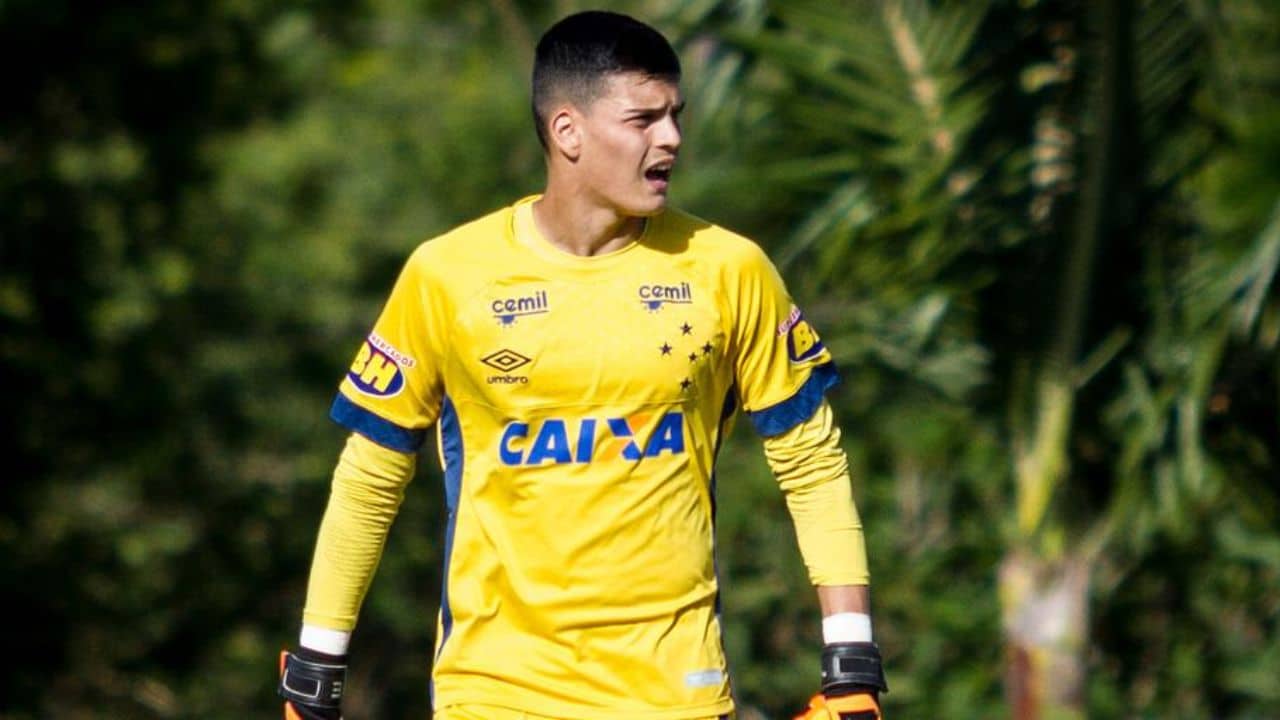 Gabriel Brazão no Cruzeiro em 2022