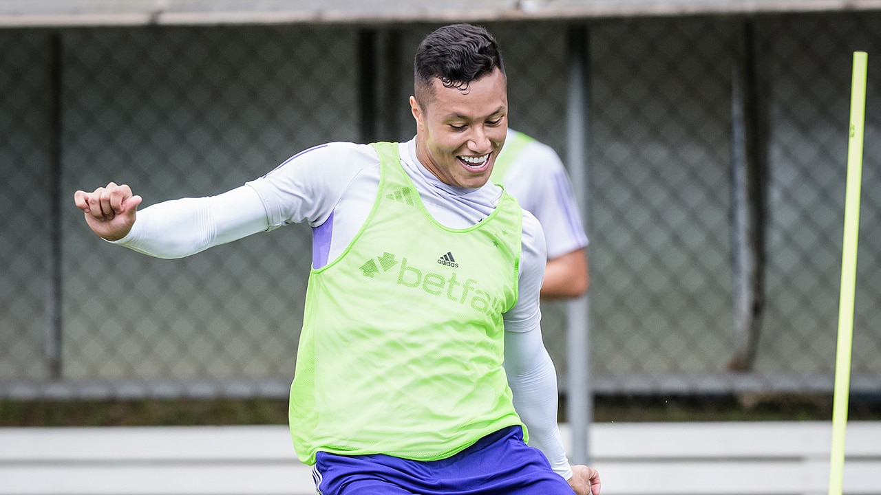Marlon faz análise da pré-temporada do Cruzeiro e comenta preparação para o Campeonato Mineiro