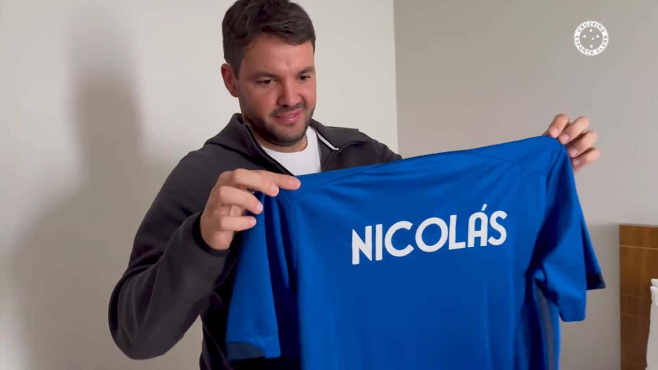 Nicolás Larcamón será o técnico do Cruzeiro em 2023