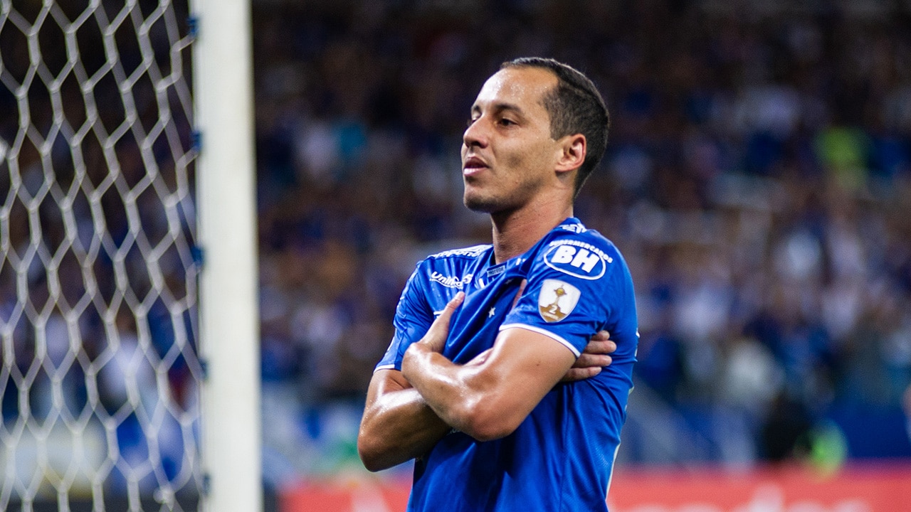 Ex-Cruzeiro, Rodriguinho anuncia aposentadoria