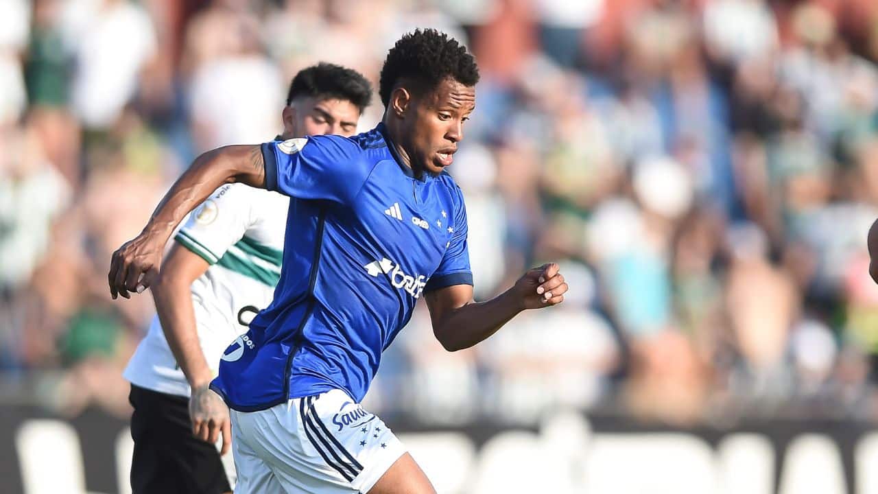 Matheus Jussa no Cruzeiro em 2023