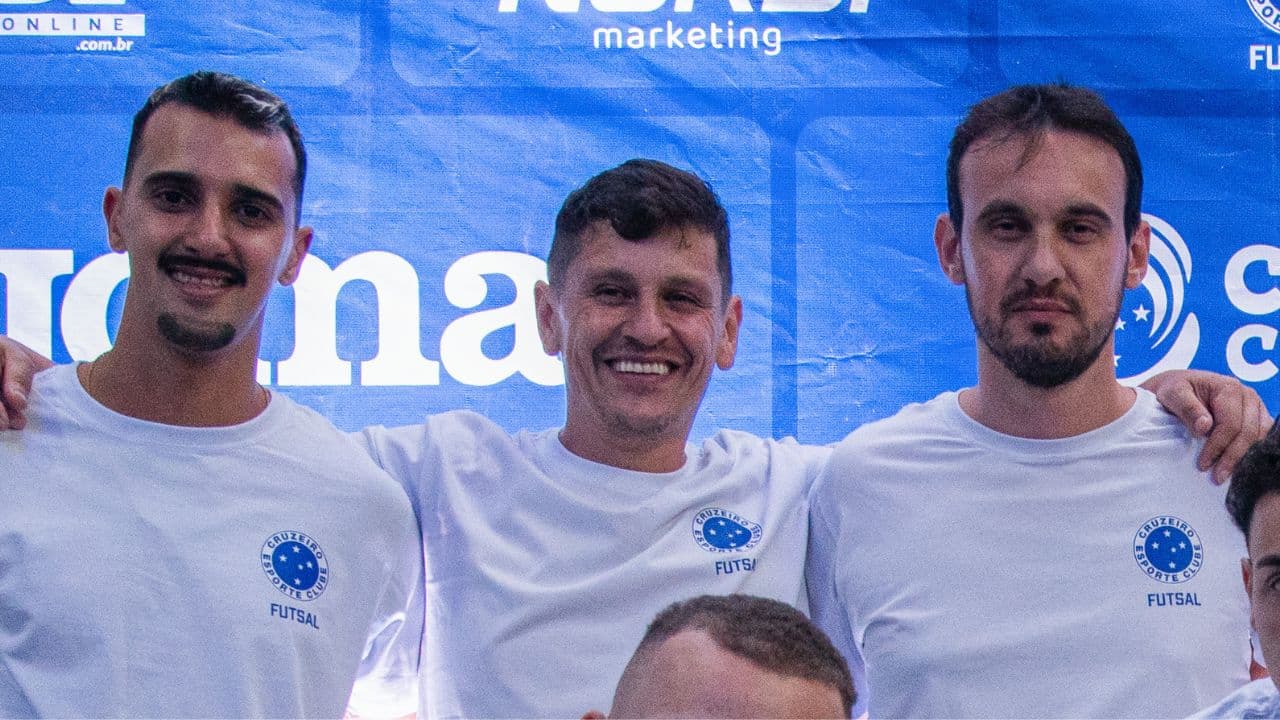 Éderson Bueno, técnico da equipe de futsal do Cruzeiro