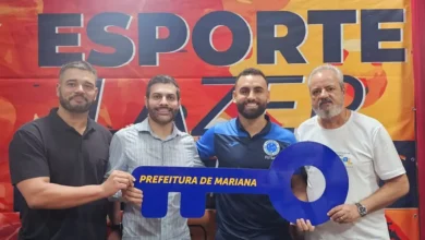 Diretor recebe "chave da cidade de Mariana", onde Cruzeiro mandará os jogos do time de futsal