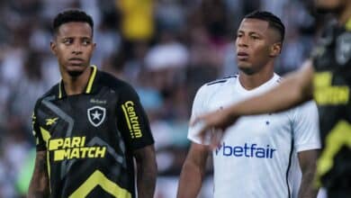 Jogadores de Cruzeiro e Botafogo, adversário no Brasileirão