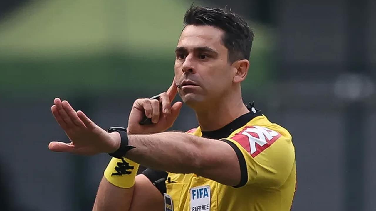 FMF define árbitro da final do Campeonato Mineiro entre Cruzeiro e Atlético