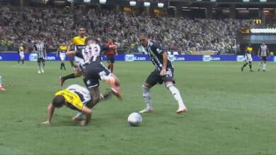 Lateral do Atlético sofre lesão no joelho e assusta para clássico diante do Cruzeiro
