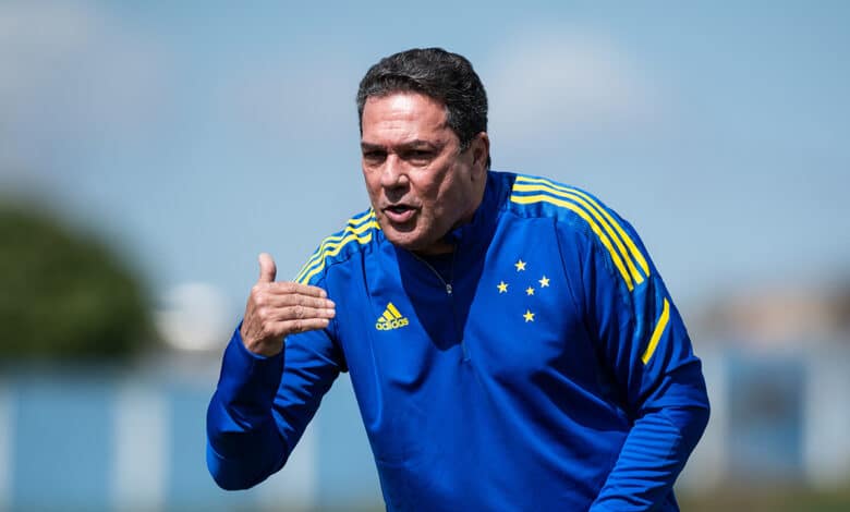 Vanderlei Luxemburgo, ex-técnico do Cruzeiro