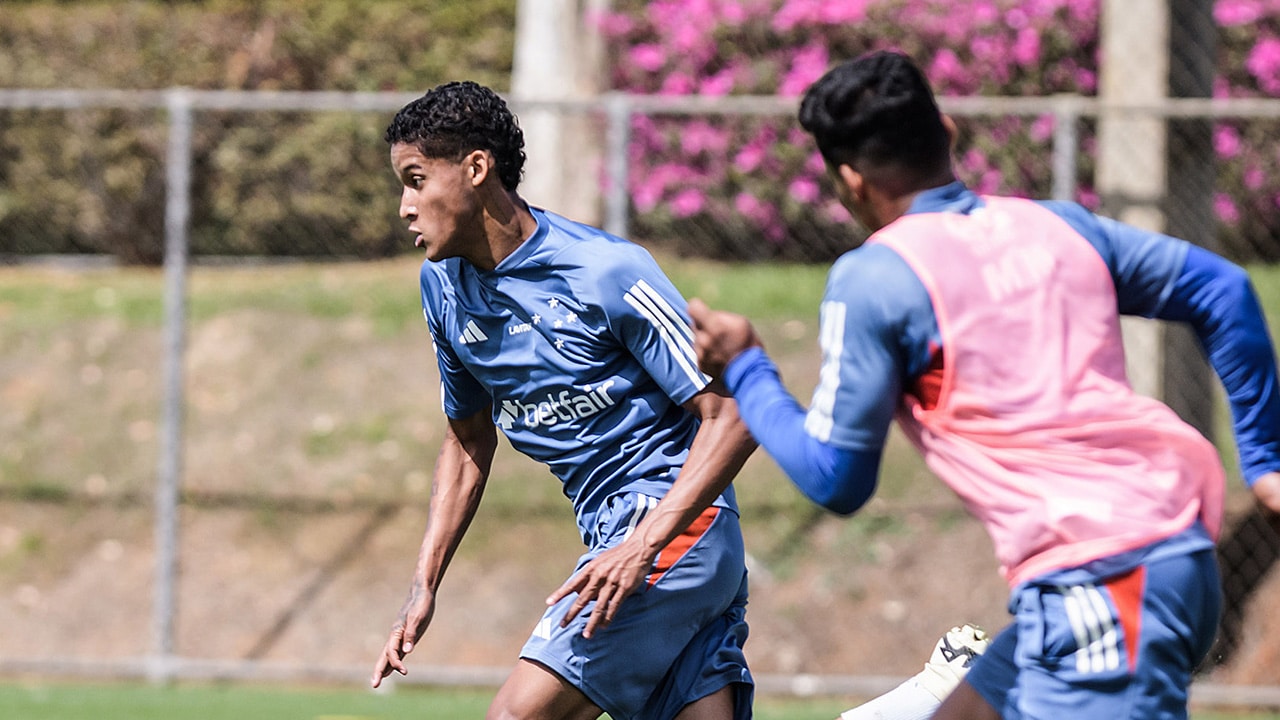 Cruzeiro tem quatro jogadores pendurados para jogo de ida da final do Brasileirão Sub-20, contra o Palmeiras