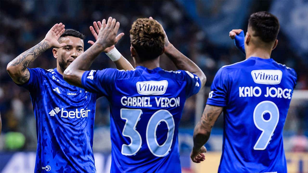 Goleiro Cássio do Cruzeiro em atuação no Brasileirão 2024