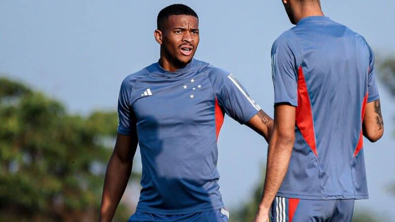 Pedrão, do Cruzeiro, fica próximo de empréstimo ao Avaí
