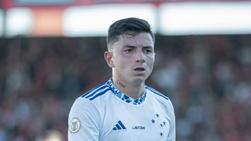 Cruzeiro não compra Álvaro Barreal e argentino deixa o clube