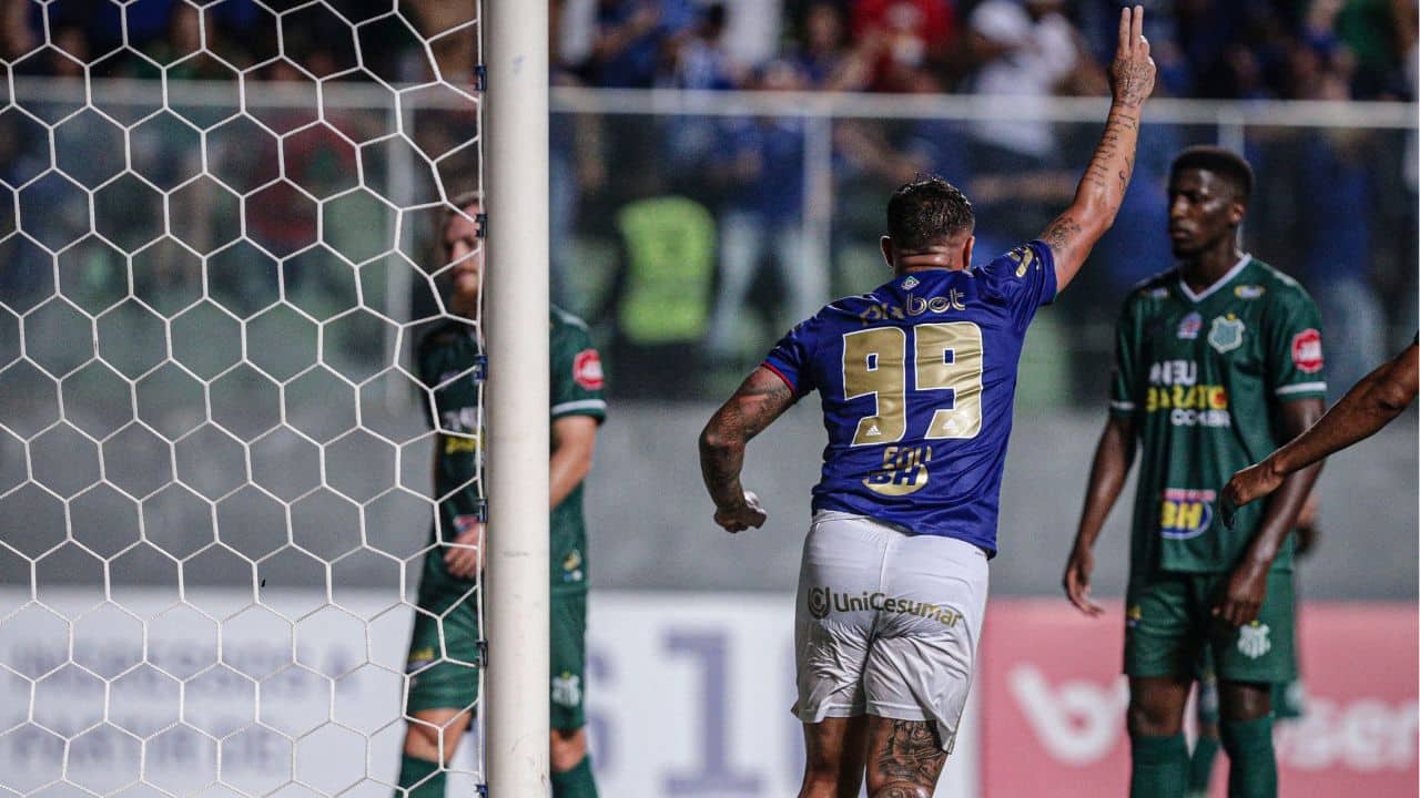 Cruzeiro venceu Uberlândia em 2022