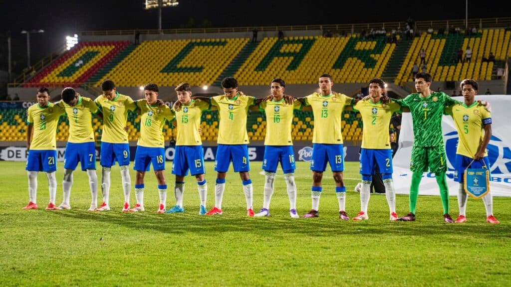Com jogadores do Cruzeiro entre os titulares, Brasil vence Venezuela e assume liderança do Sul-americano Sub-17