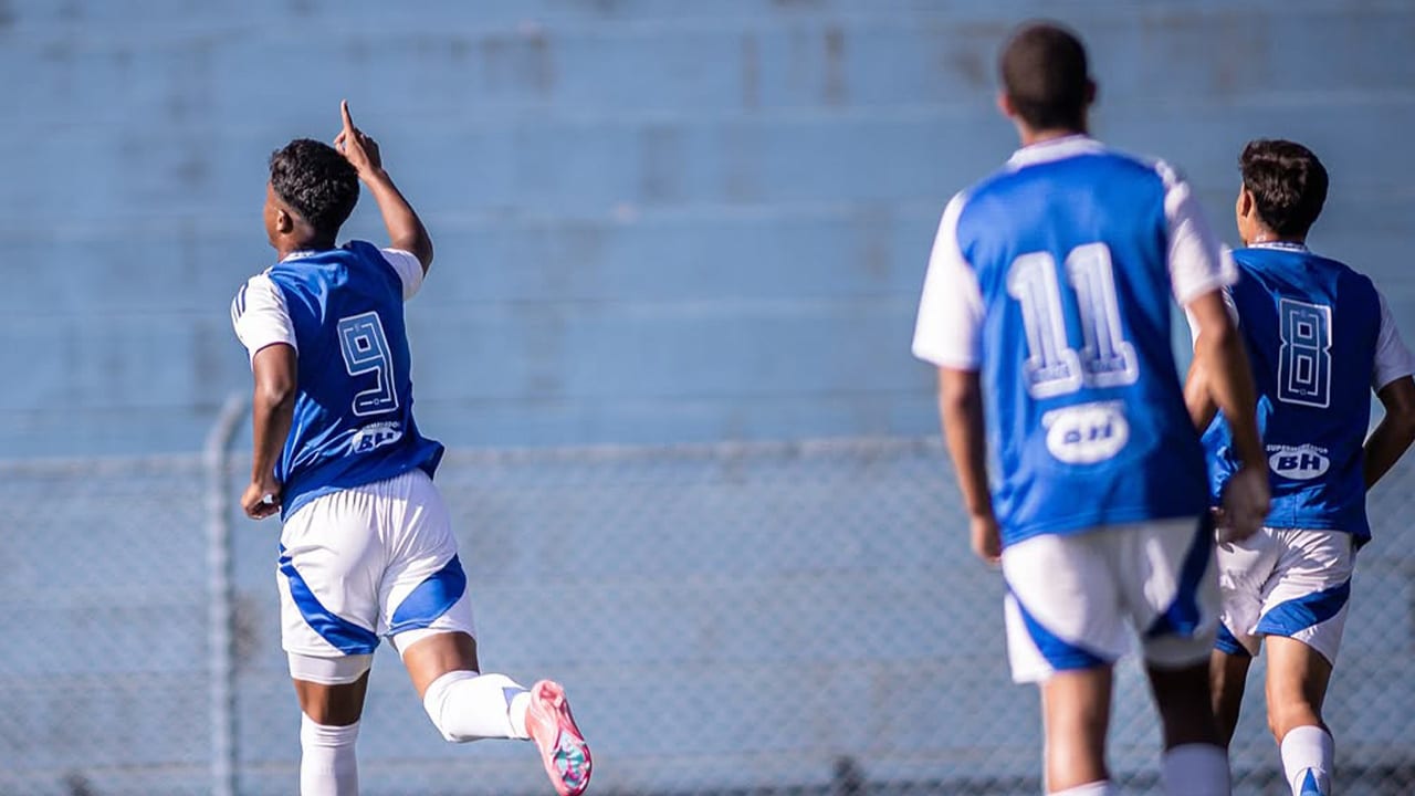 Cruzeiro vence o Athletic por 2 a 0 em jogo do Mineiro Sub-20