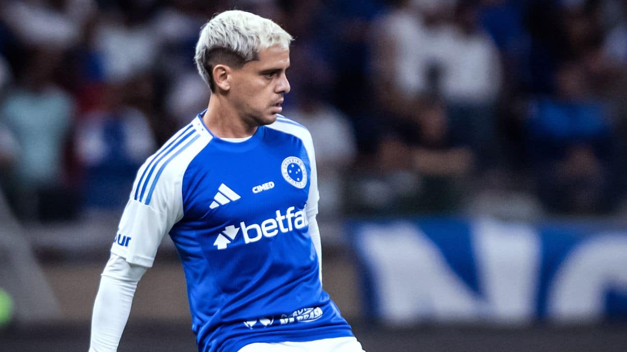 Fagner é dúvida para o jogo contra o Vila Nova; confira