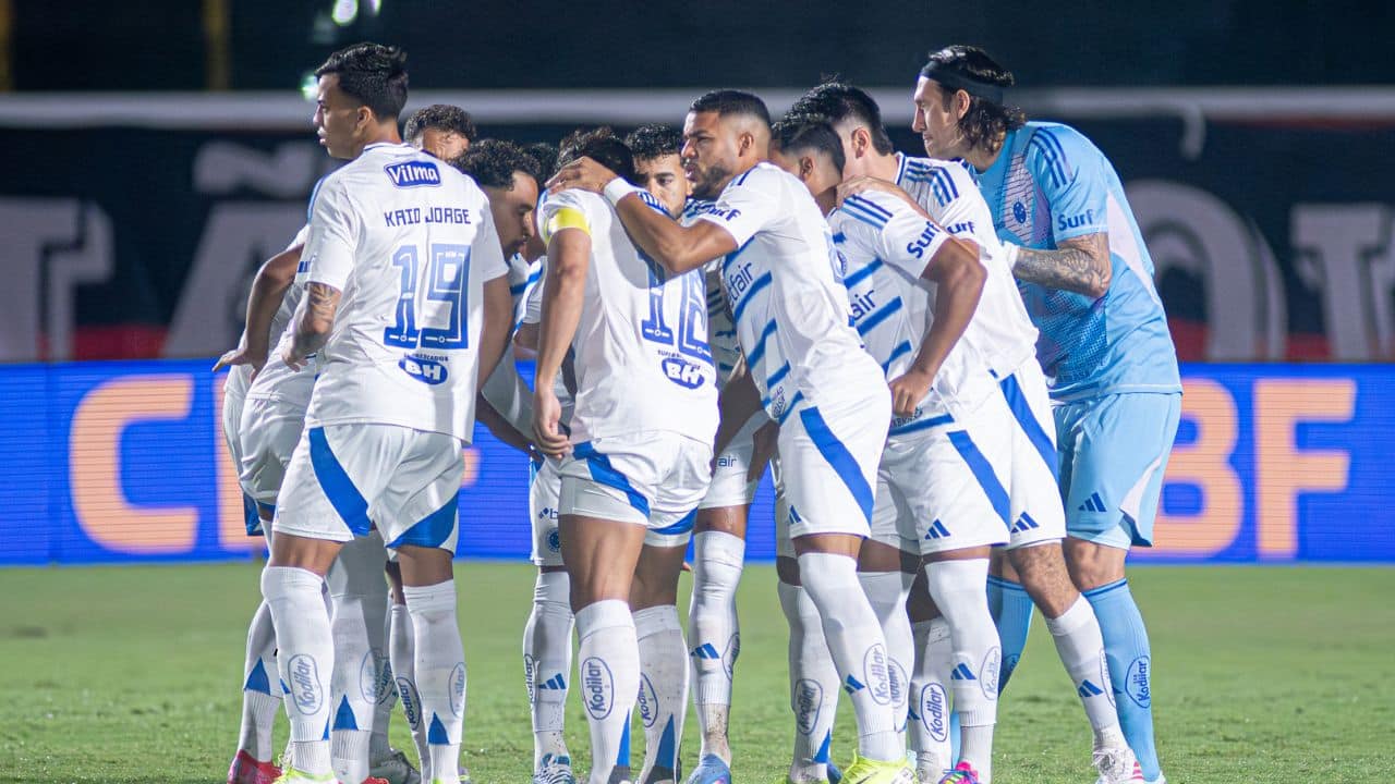 Veja como ficou a situação do Cruzeiro na tabela do Brasileirão após empate com o Vitória