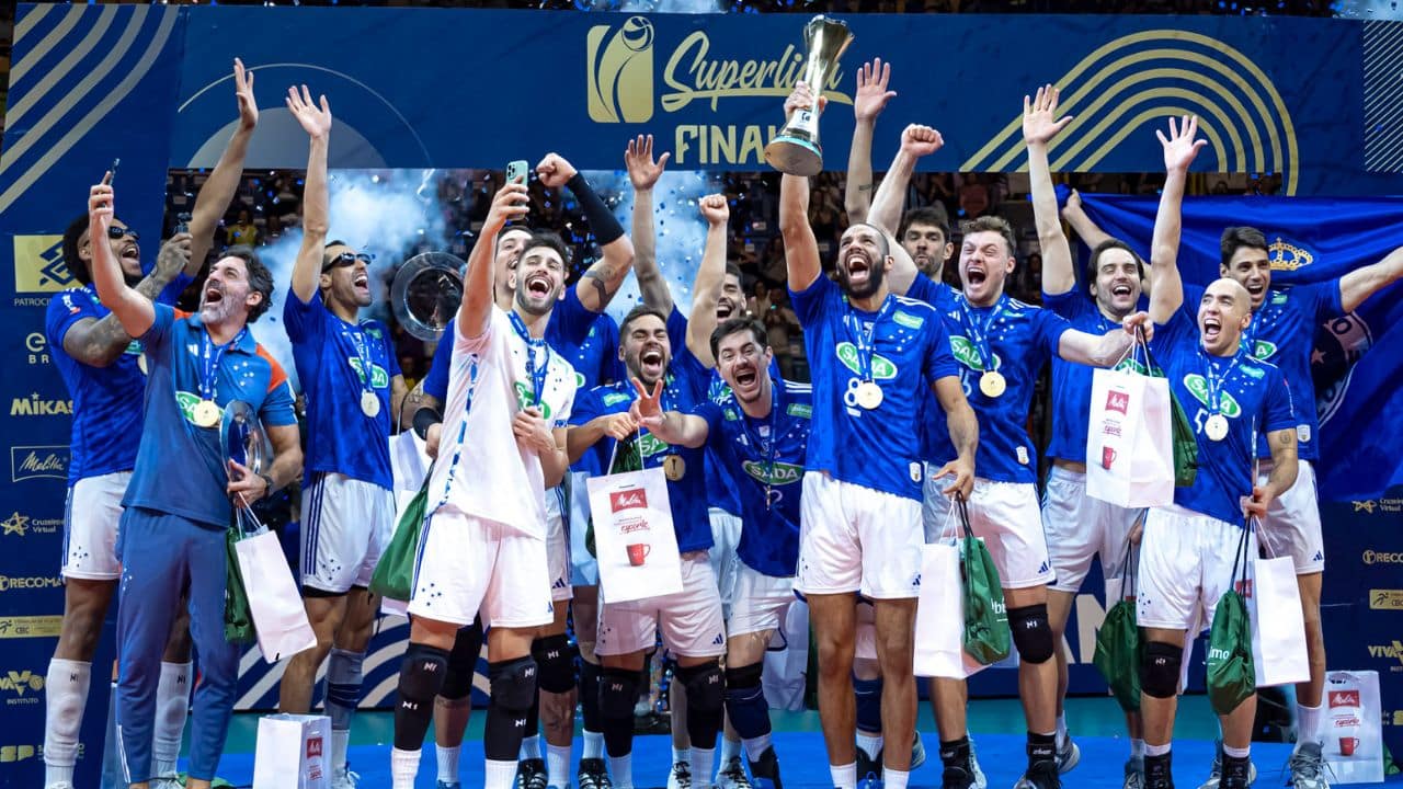 Sada Cruzeiro mantém base do elenco multicampeão para temporada 2025/26; veja renovações e contratações