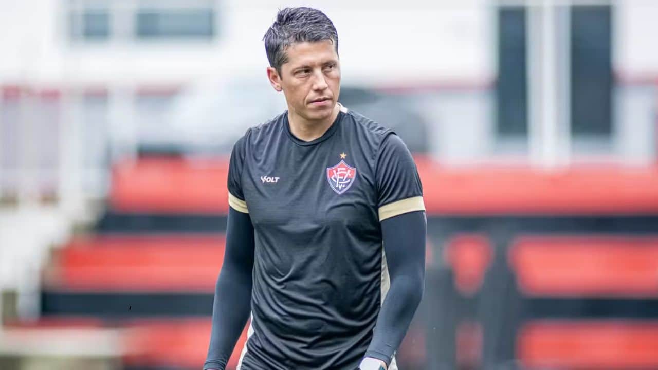 Vitória tem 6 desfalques contra o Cruzeiro; veja provável escalação