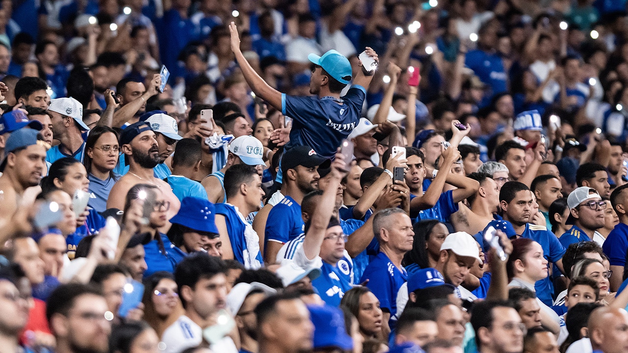 Vendas de ingressos para Cruzeiro e Grêmio pelo Brasileirão será somente para quem tem o cadastro facial
