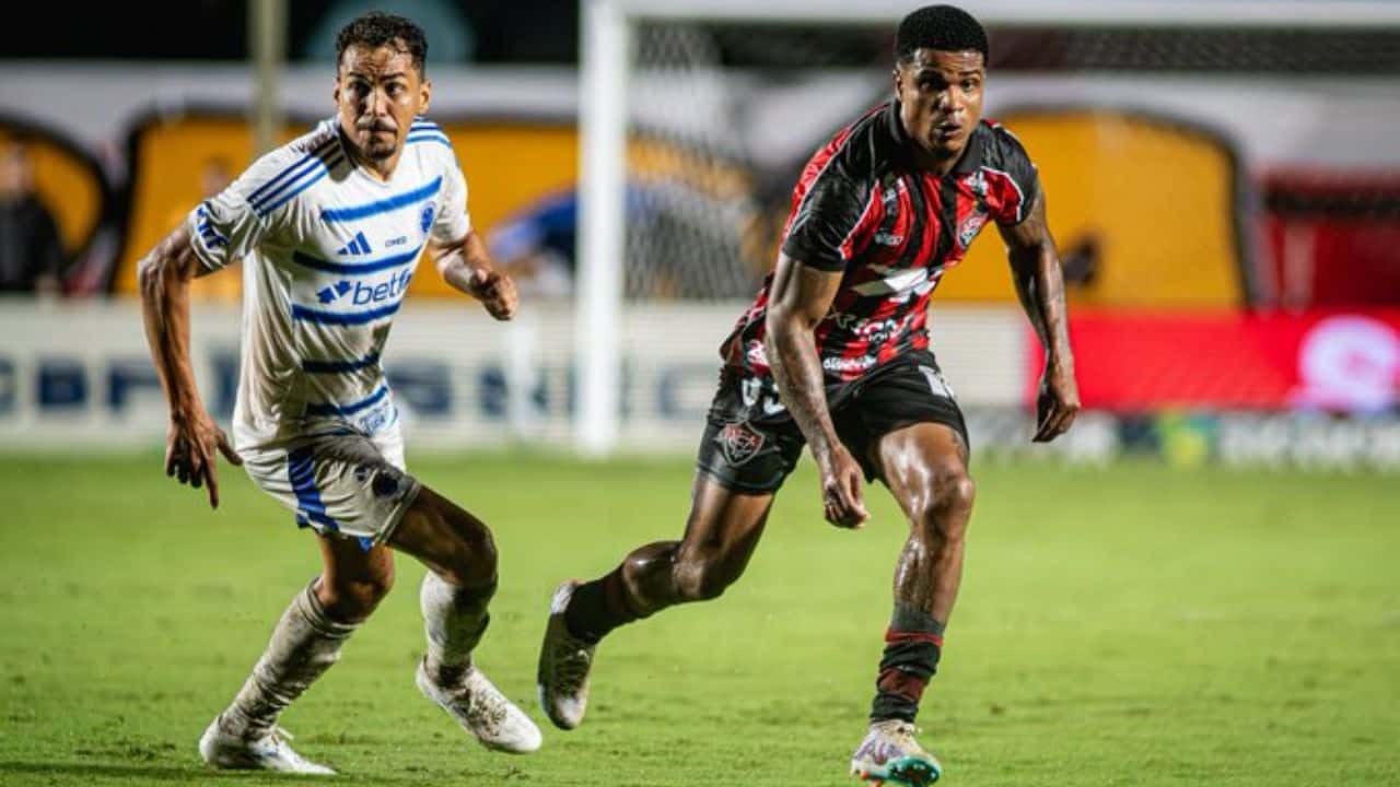 Médico do Vitória explica lesão de Jamerson e revela prazo para recuperação; veja