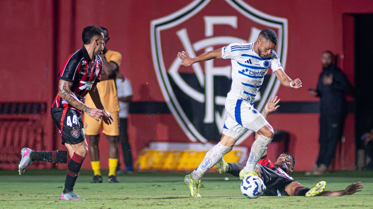 Notas da torcida: avalie os jogadores do Cruzeiro no empate com o Vitória pelo Brasileirão