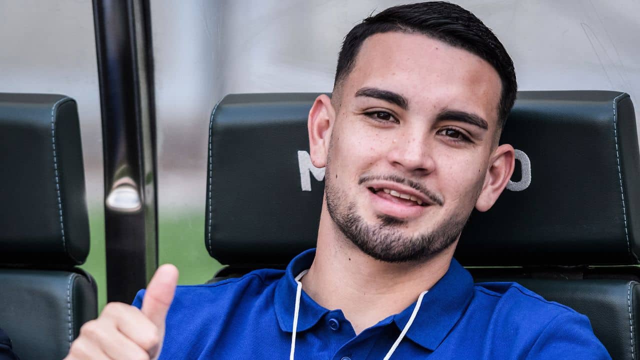 Peralta tem negociação avançada pra defender time paraguaio; veja