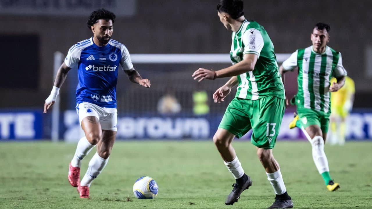 Cruzeiro venceu Banfield pela Vitória Cup