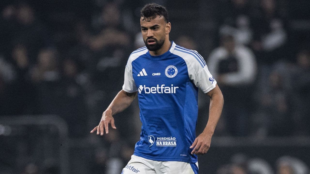 Fabrício Bruno aponta segredo para solidez defensiva do Cruzeiro; veja