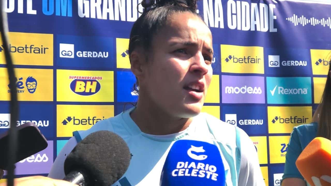 Isa Chagas analisa primeira temporada no Cruzeiro, e valoriza pausa no calendário; veja