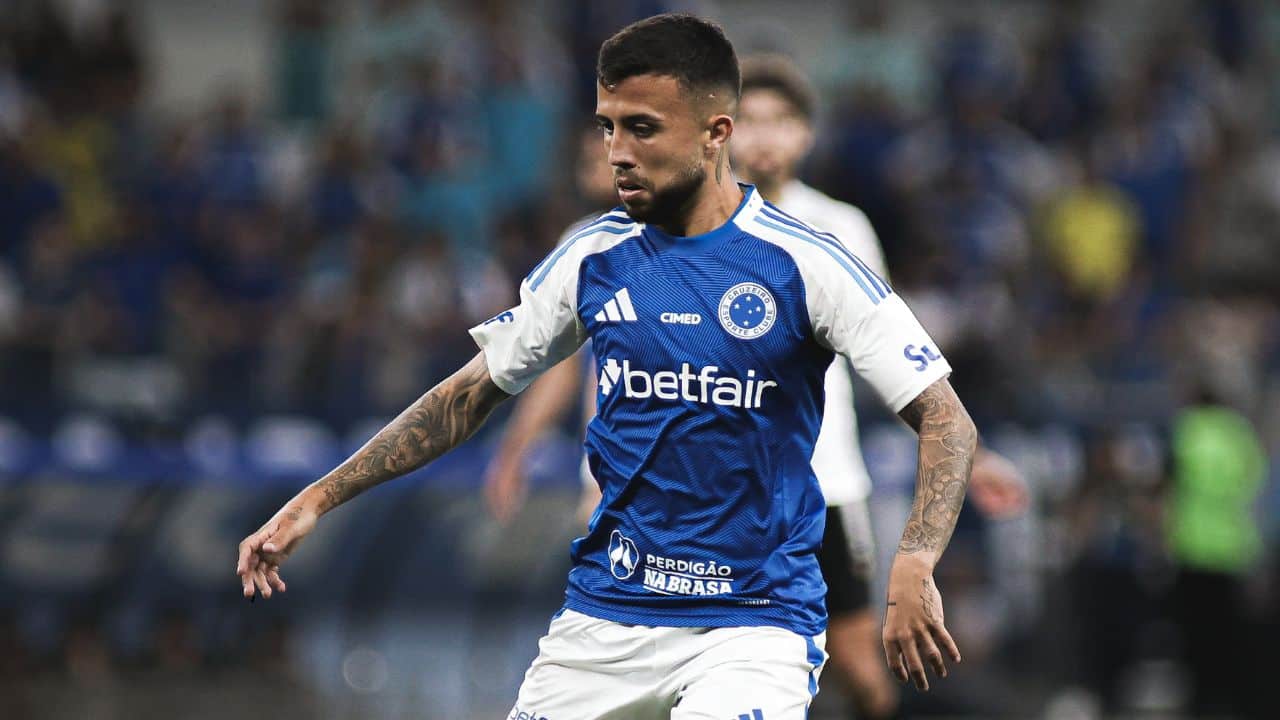 Matheus Henrique celebra retorno após mais de 3 meses sem jogar e manda recado para torcida; veja