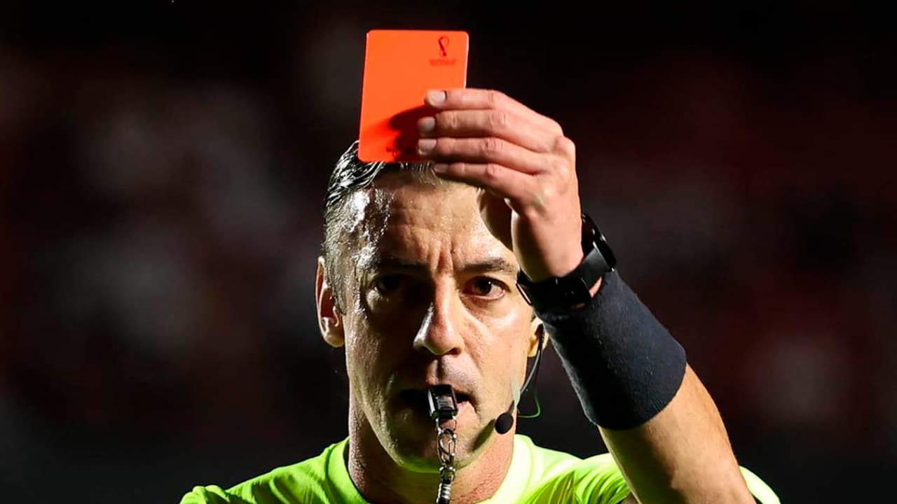 CBF confirma a equipe de arbitragem completa de Cruzeiro x Ceará