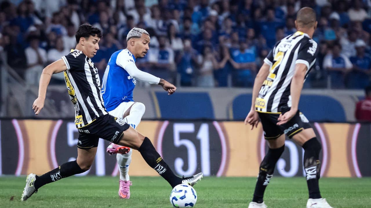 Últimas do Cruzeiro: derrota para o Santos no encerramento do turno do Brasileirão