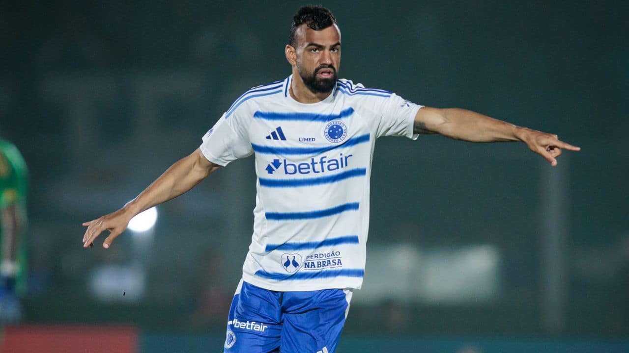 Fabrício Bruno celebra pré-convocação a Seleção Brasileira e ressalta coletivo; veja