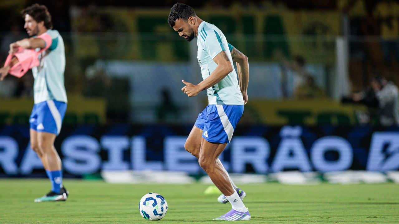 Fabrício Bruno critica arbitragem: 