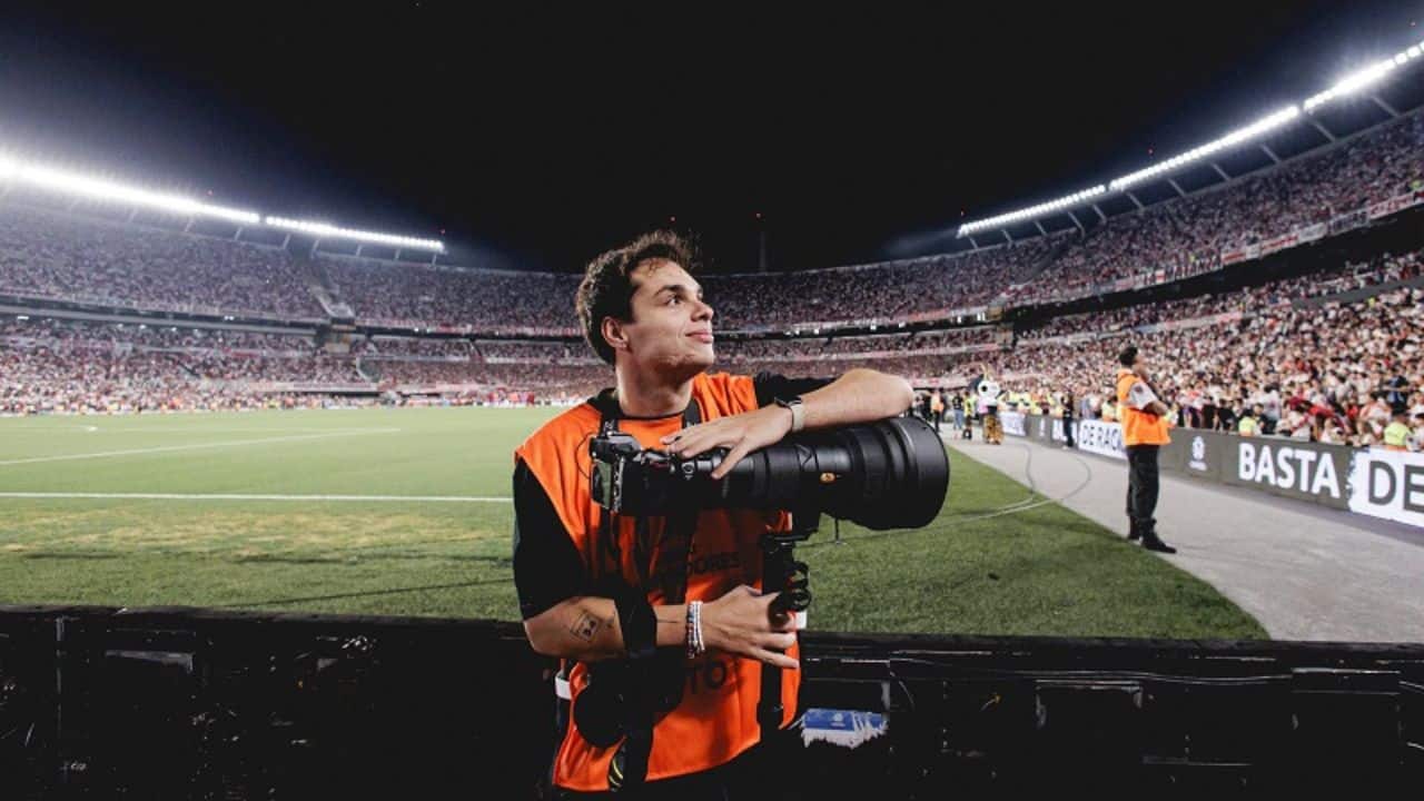 Fotógrafo é expulso no Mineirão em jogo do Cruzeiro; veja o vídeo