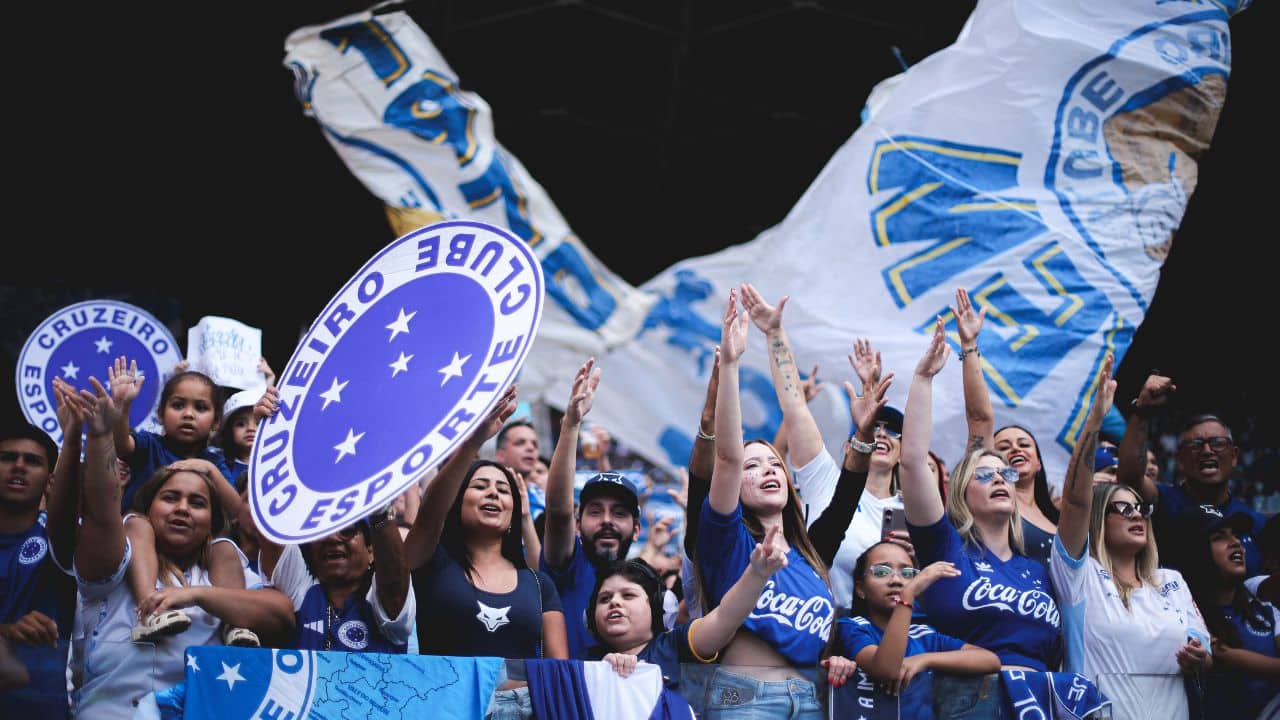 Cruzeiro projeta casa cheia com 61 mil torcedores contra Santos